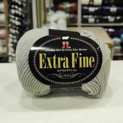 Hamanaka Extra Fine Merino - 38