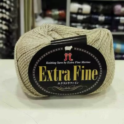Hamanaka Extra Fine Merino - 82